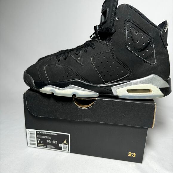 Size 7 - Nike Air Jordan 6 Retro GS Chrome 2022 Men's Shoes - Picture 8 of 8